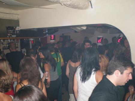 Soir�e du Vendredi 13 Juillet Avec M�nsieur Philippe Corti aux Platines du Vertigo et Charles Schillings aux platines du Mambo!!!