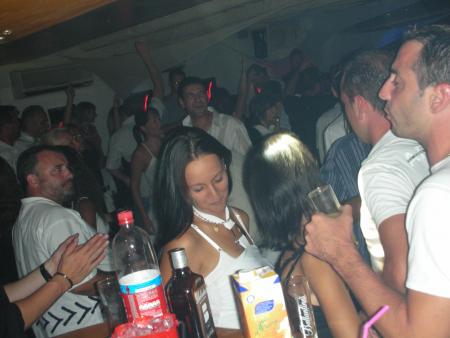 NUIT BLANCHE (tous les dimanche)